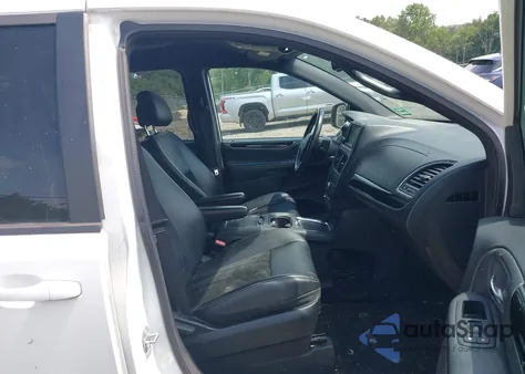 2014 Dodge Grand Caravan Sxt 30Th Anniversary z USA, uszkodzony, nr VIN 2C4RDGCG7ER417447